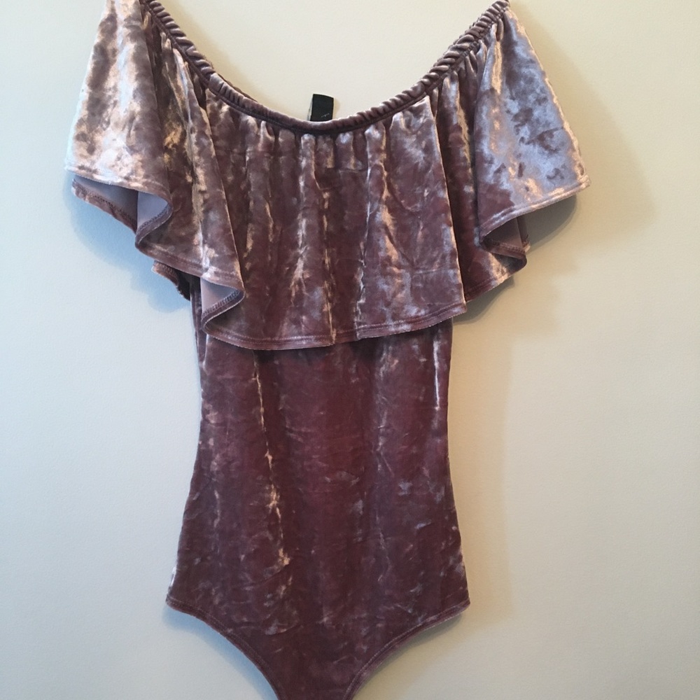 Off the shoulder velvet bodysuit